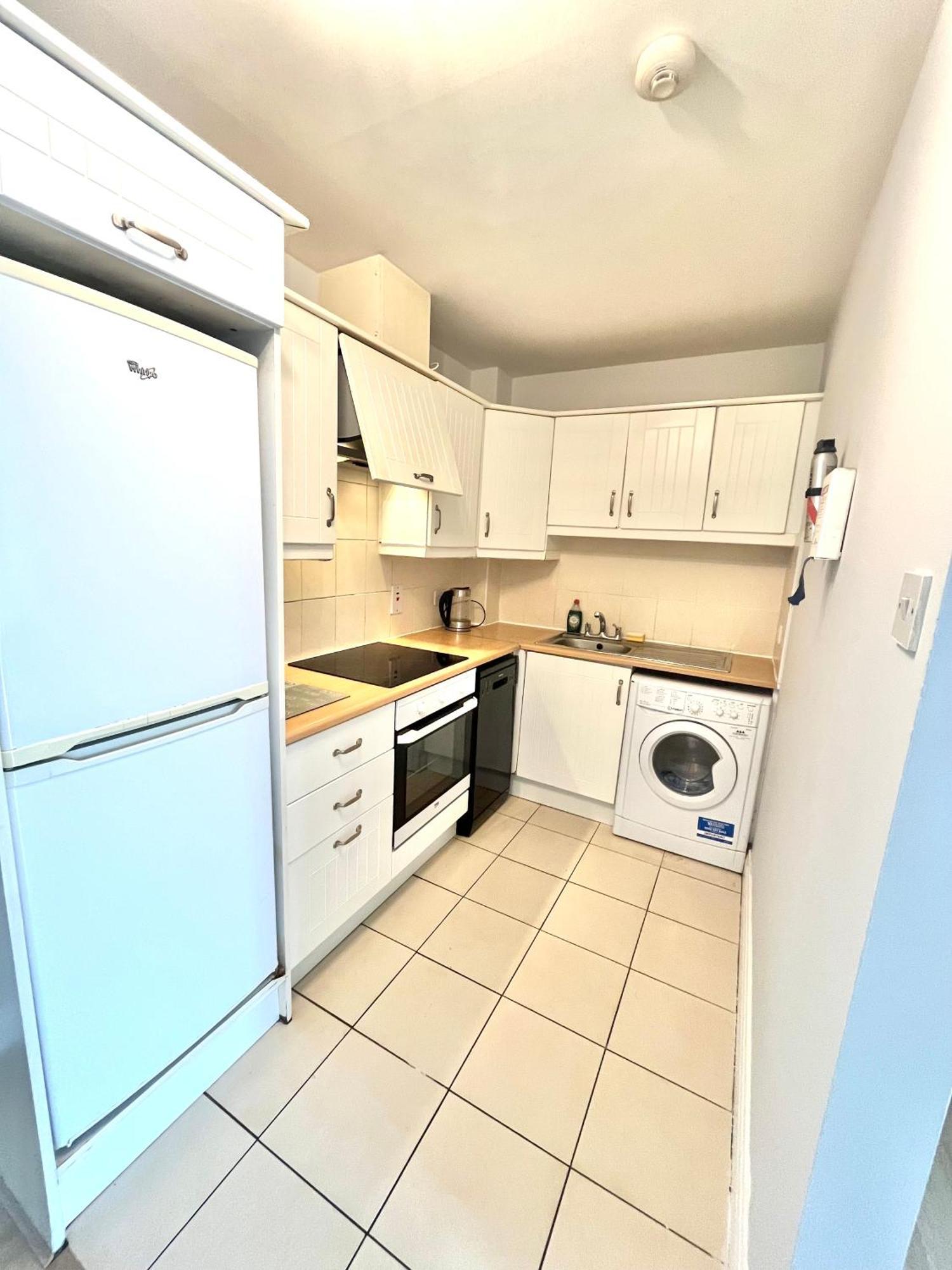 Dublin City Apartment - 2 Bedrooms Exterior photo